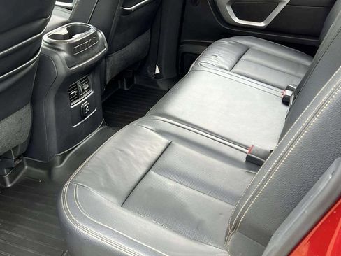Used 2017 Nissan Titan SL image 17