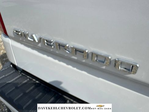 Used 2025 Chevrolet Silverado 1500 High Country w/ High Country Premium Package AWD/4WD image 41