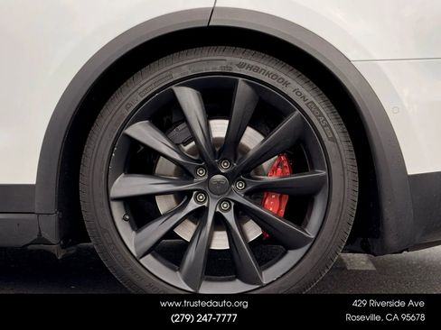 Used 2018 Tesla Model X P100D image 22