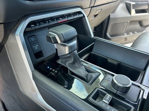 Used 2024 Toyota Sequoia Platinum AWD/4WD image 26