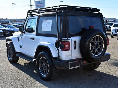 Used 2021 Jeep Wrangler Sport S image 4