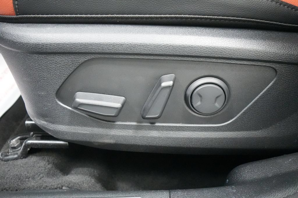 Used 2024 Kia Sportage SX AWD/4WD image 16
