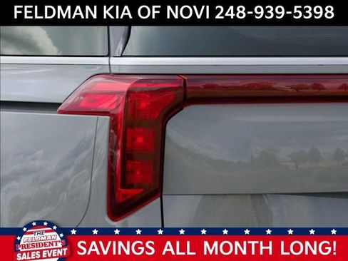 New 2026 Kia Carnival EX image 11