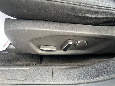 Used 2014 Ford Fusion SE image 8