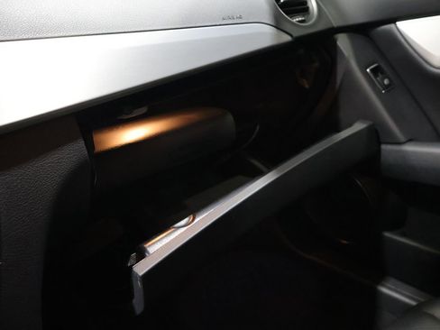 Used 2012 Mercedes-Benz C 300 4MATIC Sedan image 29