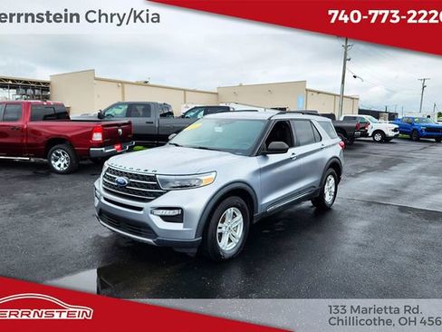 Used 2020 Ford Explorer XLT w/ Equipment Group 202A AWD/4WD image 3
