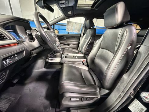 Used 2023 Honda Odyssey Sport image 32