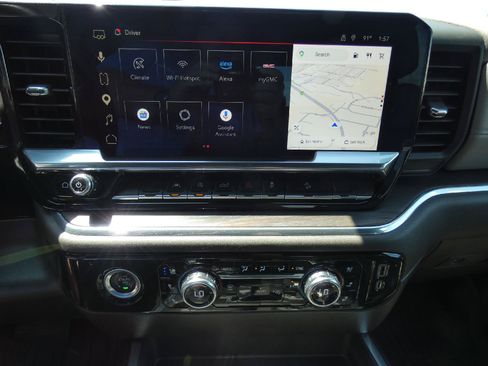 Certified 2023 GMC Sierra 1500 SLT w/ SLT Premium Package AWD/4WD image 21