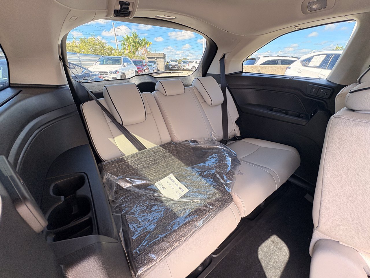New 2027 Honda Odyssey Touring image 14