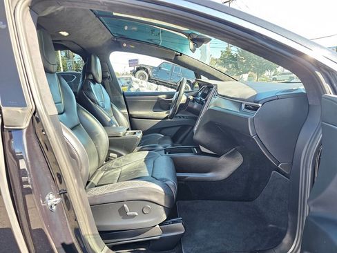 Used 2017 Tesla Model X 100D image 10