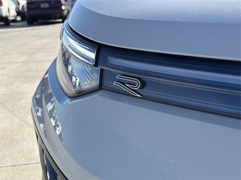 New 2026 Volkswagen Tiguan SEL R-Line image 10