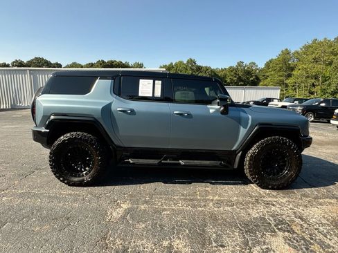 Used 2024 GMC Hummer EV 3X w/ Omega Edition AWD/4WD image 9