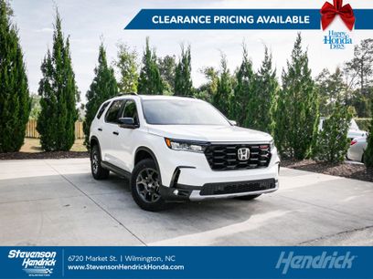New 2025 Honda Pilot TrailSport