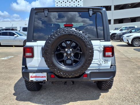 Used 2026 Jeep Wrangler Unlimited Sport AWD/4WD image 26