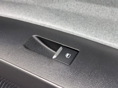 New 2026 Ford Maverick XLT image 33