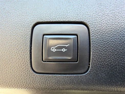 Used 2023 Buick Encore GX Essence w/ Experience Buick Package image 19