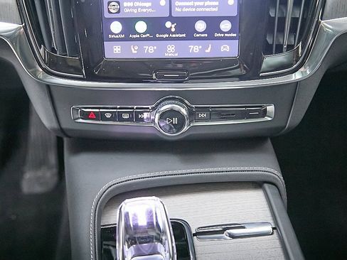 New 2026 Volvo V90 B6 Cross Country Ultra w/ Climate Package image 21