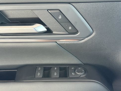 New 2027 GMC Terrain Elevation w/ Elevation Premium Package FWD image 13
