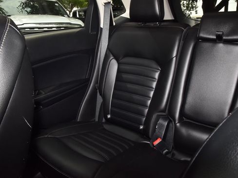Used 2022 Ford Edge SEL w/ Convenience Package AWD/4WD image 14