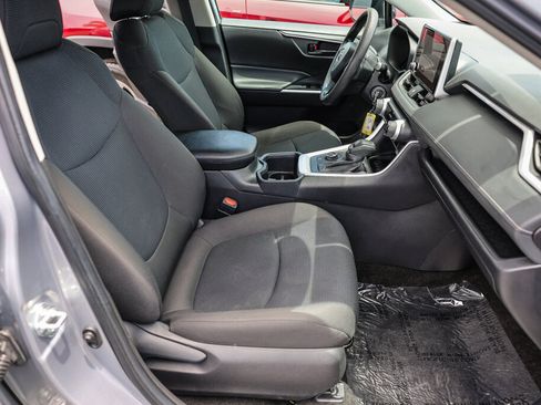 Certified 2024 Toyota RAV4 LE AWD/4WD image 8