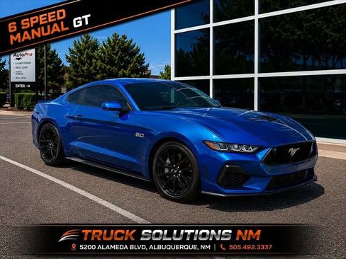 Used 2024 Ford Mustang GT RWD image 1
