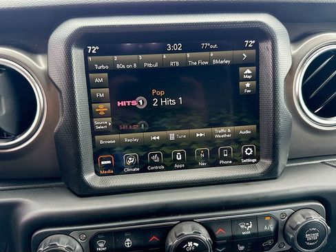 Used 2023 Jeep Wrangler Unlimited Rubicon 4xe w/ Cold Weather Group AWD/4WD image 16