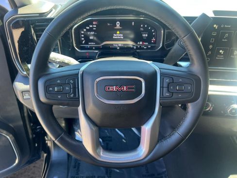 Used 2024 GMC Sierra 1500 Elevation AWD/4WD image 16