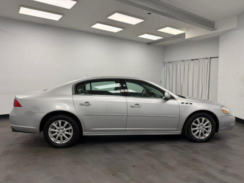 Used 2011 Buick Lucerne CXL w/ Driver Confidence Package FWD image 10