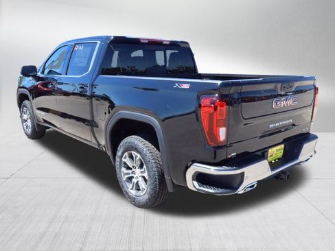 New 2026 GMC Sierra 1500 SLE AWD/4WD image 5