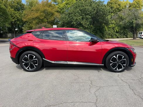 Used 2022 Kia EV6 Wind w/ Wind Technology Package AWD/4WD image 5