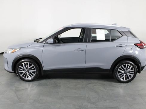 Certified 2024 Nissan Kicks SV image 12
