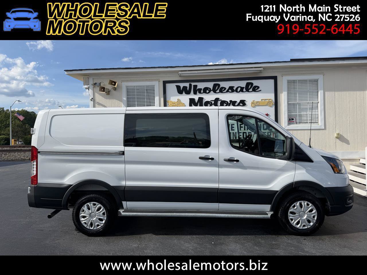 Used 2025 Ford Transit 250 Low Roof w/ Exterior Upgrade Package RWD image 1