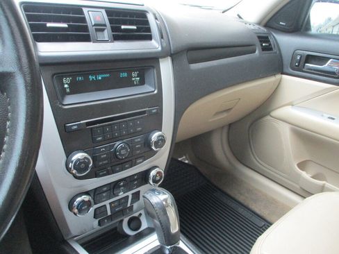 Used 2010 Mercury Milan Premier AWD/4WD image 43
