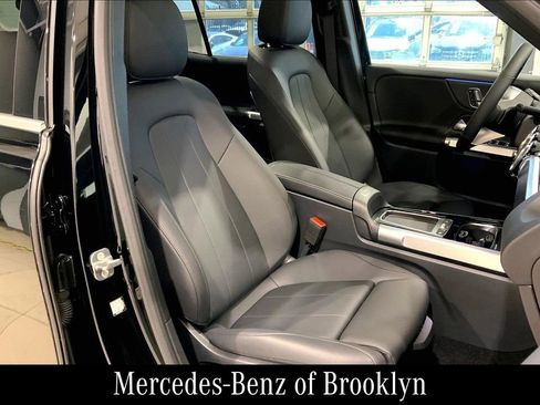 Certified 2026 Mercedes-Benz GLB 250 4MATIC image 11