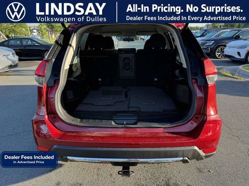 Used 2018 Nissan Rogue SV w/ Premium Package AWD/4WD image 15
