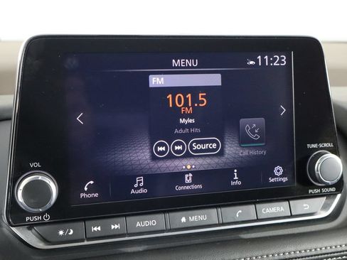 Used 2023 Nissan Rogue SL FWD image 33