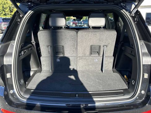 New 2025 Jeep Grand Cherokee L Limited w/ Black Appearance Package RWD image 18