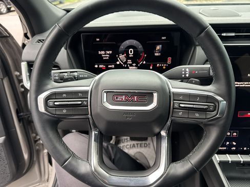 Used 2026 GMC Terrain Elevation AWD/4WD image 23