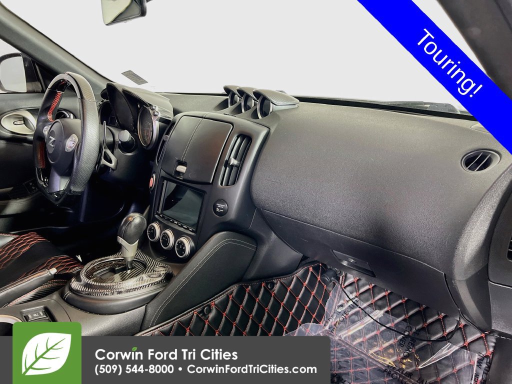 Used 2013 Nissan 370Z Touring RWD image 27