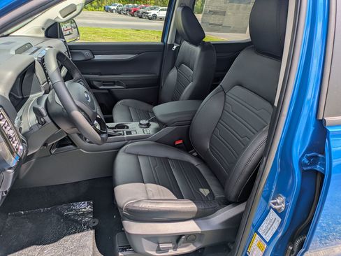 New 2025 Ford Ranger Lariat w/ FX4 Off-Road Package image 4