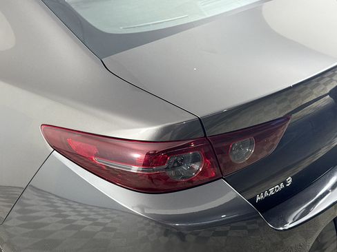 Used 2021 MAZDA MAZDA3 s image 36