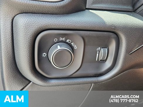 Used 2024 RAM 4500 SLT w/ Quick Order Package 2YG SLT image 29