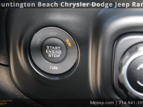 Used 2021 Jeep Wrangler Unlimited Sport image 25