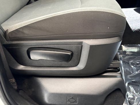 Used 2015 RAM 1500 Big Horn AWD/4WD image 27