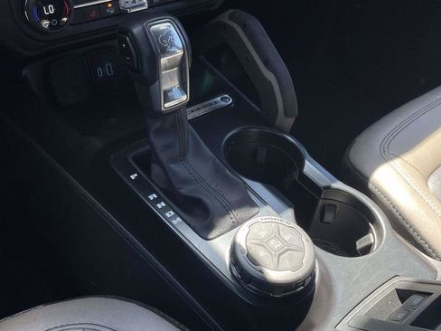 Used 2024 Ford Bronco Big Bend image 19