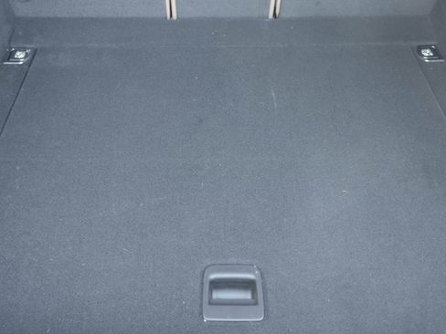 Used 2024 Porsche Macan image 41