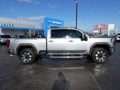 Certified 2024 GMC Sierra 2500 Denali w/ Technology Package image 4