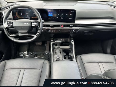 Certified 2026 Kia Sorento S FWD image 12