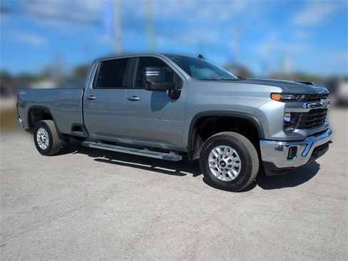 Certified 2025 Chevrolet Silverado 2500 LT w/ Convenience Package image 1