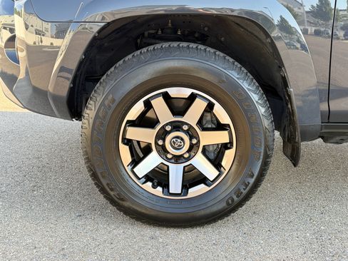 Used 2024 Toyota 4Runner TRD Off-Road AWD/4WD image 26